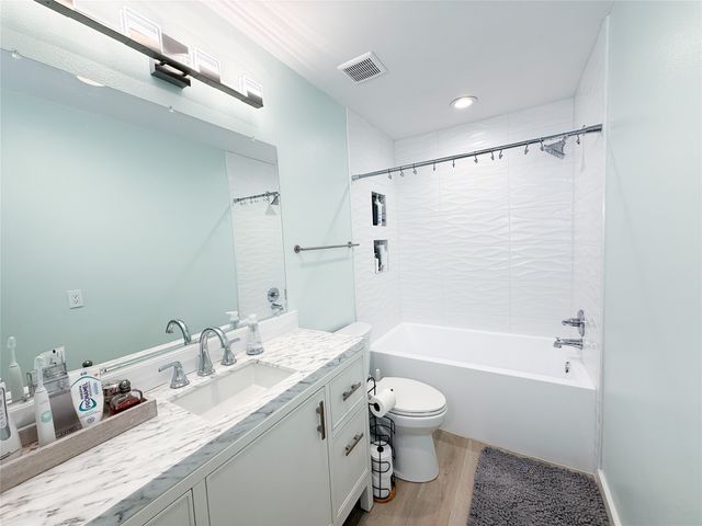 811 Roaming Road Drive, Allen, TX 75002