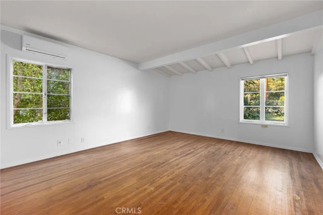 2976 Lombardy Rd, Pasadena, CA 91107