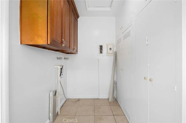 2976 Lombardy Rd, Pasadena, CA 91107