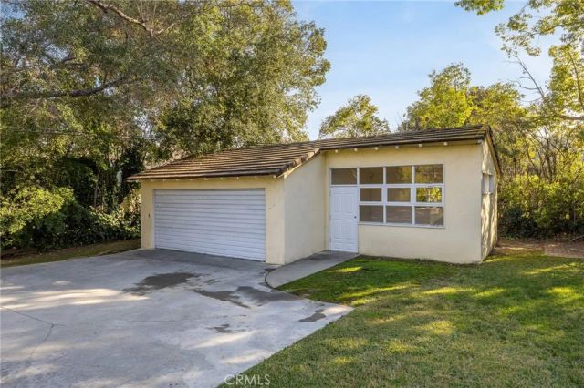 2976 Lombardy Rd, Pasadena, CA 91107