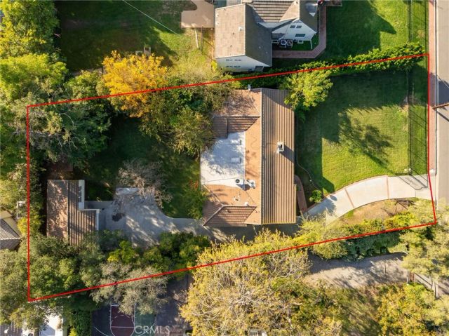 2976 Lombardy Rd, Pasadena, CA 91107