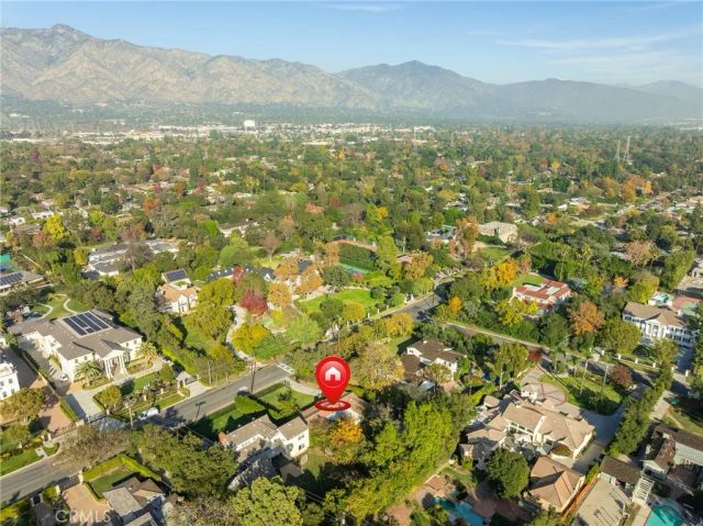 2976 Lombardy Rd, Pasadena, CA 91107
