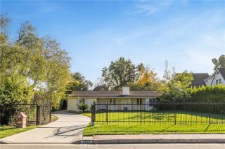 2976 Lombardy Rd, Pasadena, CA 91107