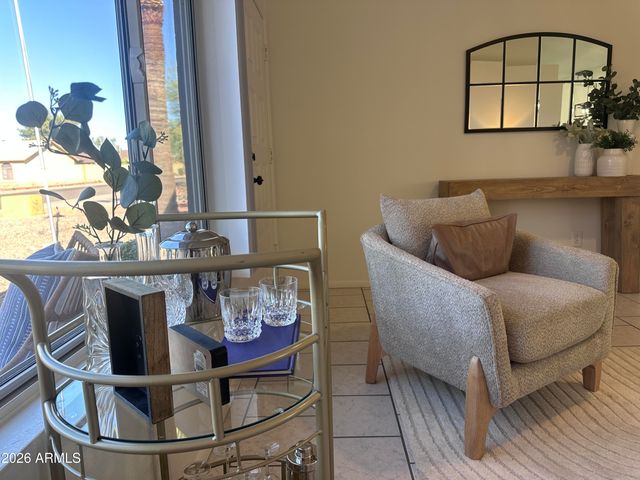 8615 W TOWNLEY Avenue, Peoria, AZ 85345