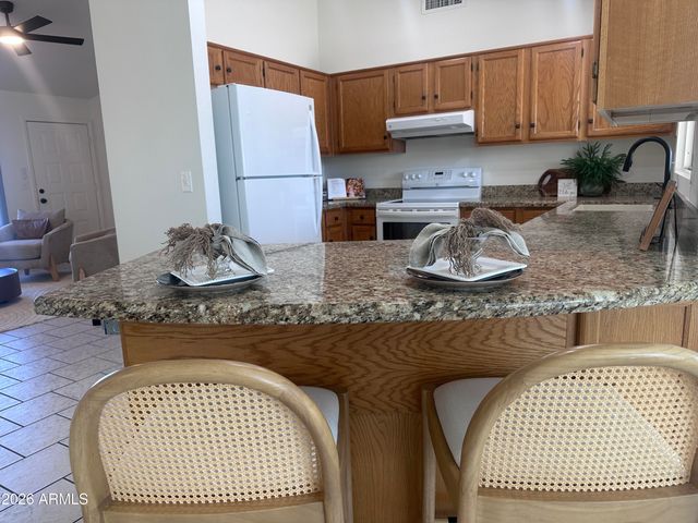 8615 W TOWNLEY Avenue, Peoria, AZ 85345