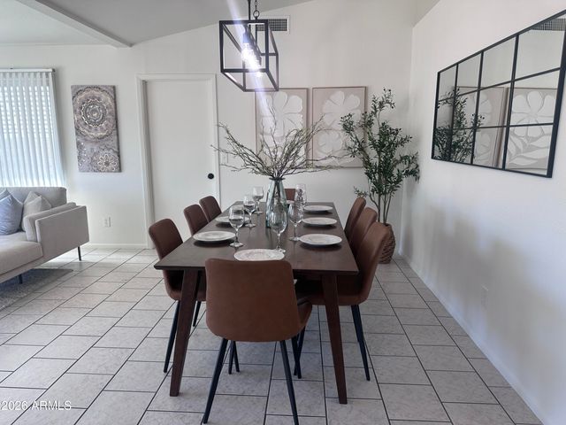 8615 W TOWNLEY Avenue, Peoria, AZ 85345