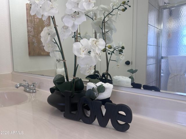 8615 W TOWNLEY Avenue, Peoria, AZ 85345