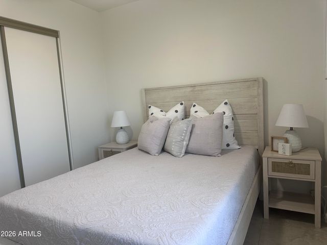 8615 W TOWNLEY Avenue, Peoria, AZ 85345