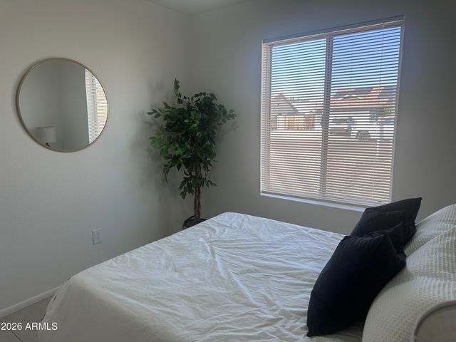 8615 W TOWNLEY Avenue, Peoria, AZ 85345