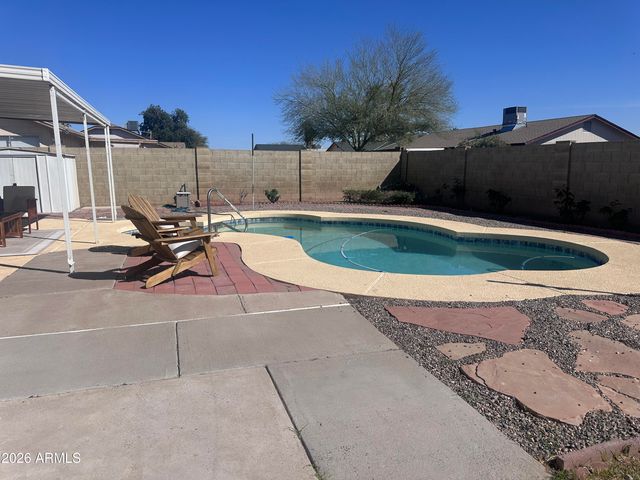 8615 W TOWNLEY Avenue, Peoria, AZ 85345