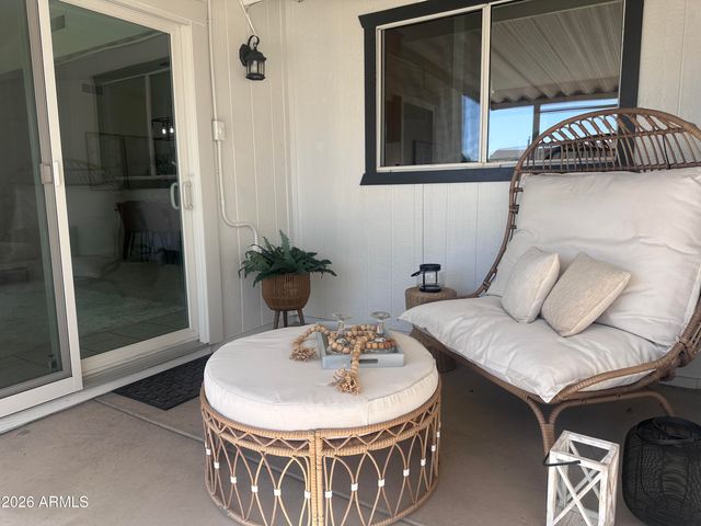 8615 W TOWNLEY Avenue, Peoria, AZ 85345