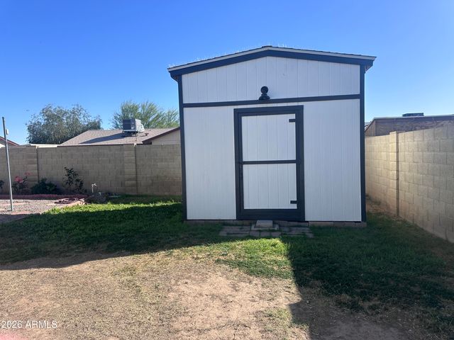 8615 W TOWNLEY Avenue, Peoria, AZ 85345