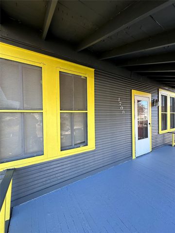 1709 Biovu Drive, Galveston, TX 77551