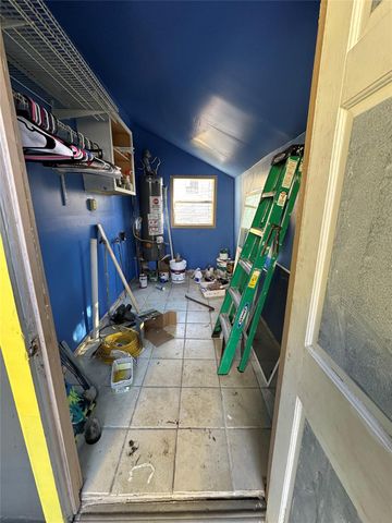 1709 Biovu Drive, Galveston, TX 77551