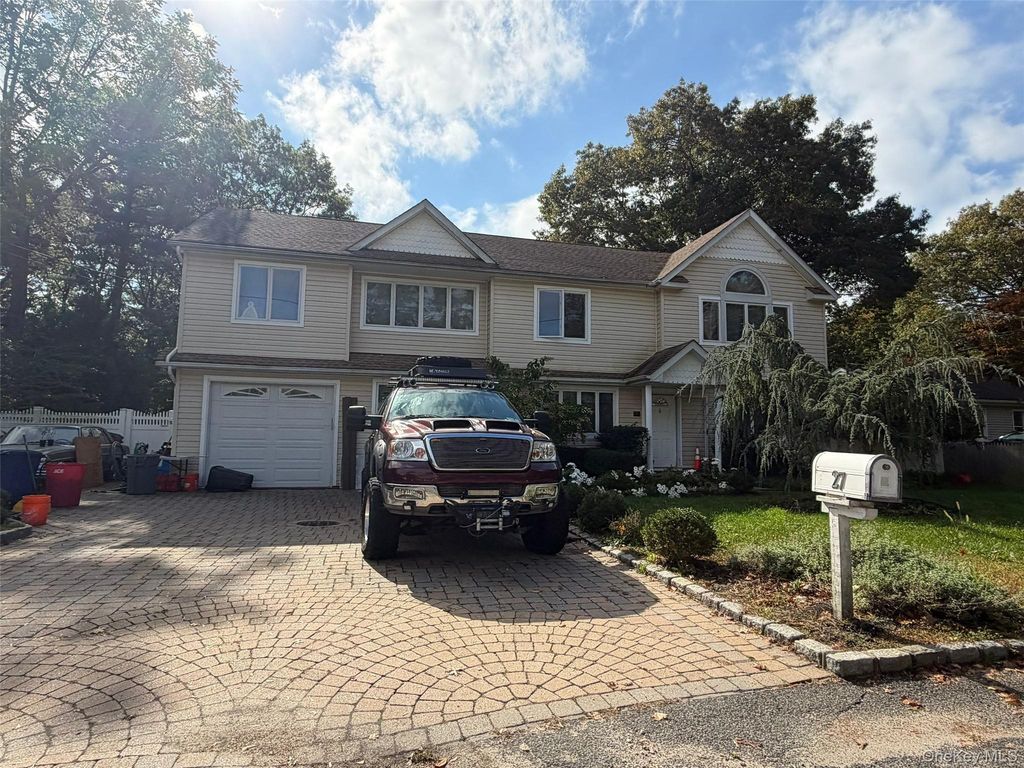 27 Wabil Road, Miller Place, NY 11764 — photo 3