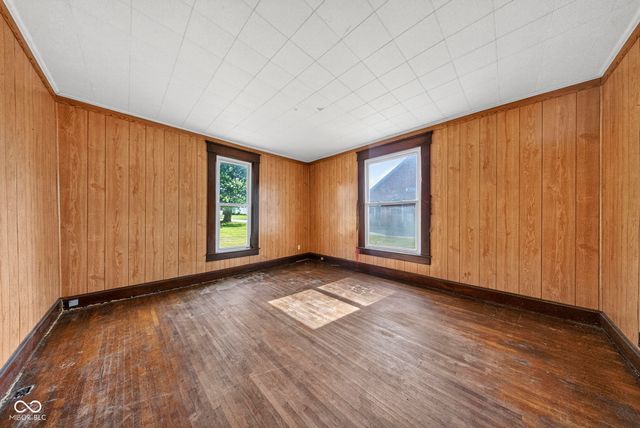 202 N Vine Street, Waynetown, IN 47990