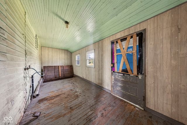 202 N Vine Street, Waynetown, IN 47990