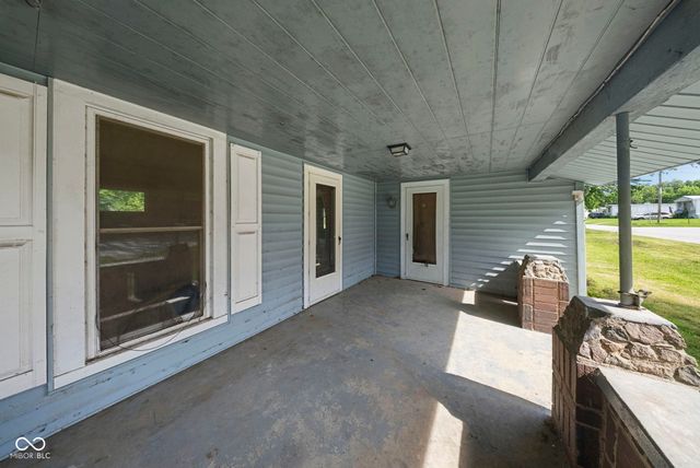 202 N Vine Street, Waynetown, IN 47990