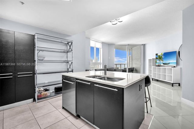 1900 N Bayshore Dr 3610, Miami, FL 33132