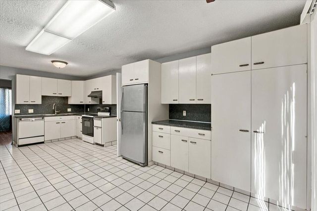 3531 AVENUE G, Council Bluffs, IA 51501