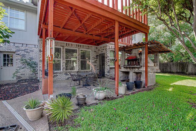 2703 Kingswood Court, Arlington, TX 76001