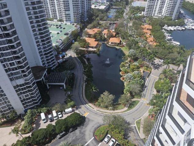 19195 NE 36th Court 2703, Aventura, FL 33180
