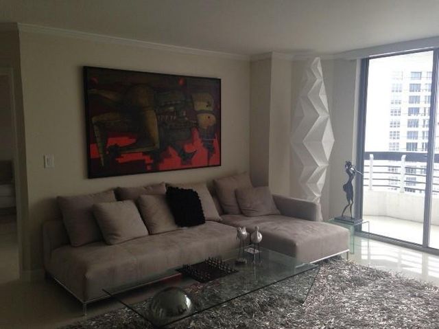 19195 NE 36th Court 2703, Aventura, FL 33180