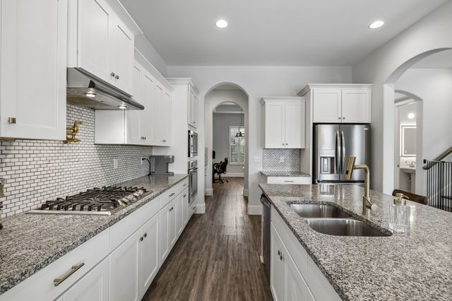1008 Quillen Way, Lebanon, TN 37087