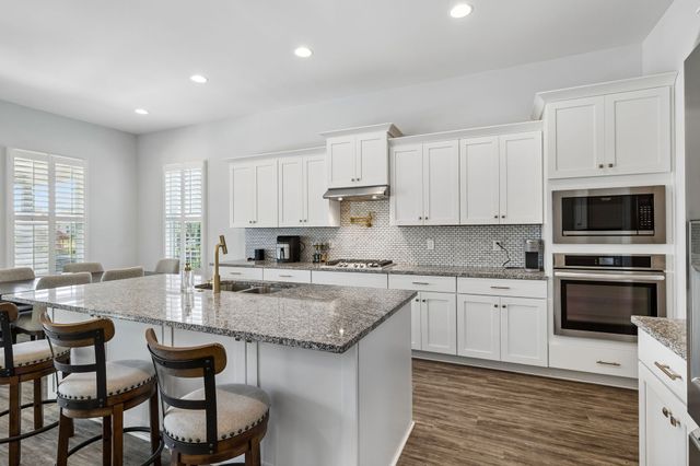 1008 Quillen Way, Lebanon, TN 37087