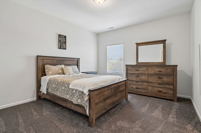 1008 Quillen Way, Lebanon, TN 37087