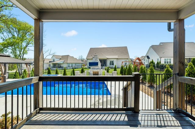 1008 Quillen Way, Lebanon, TN 37087