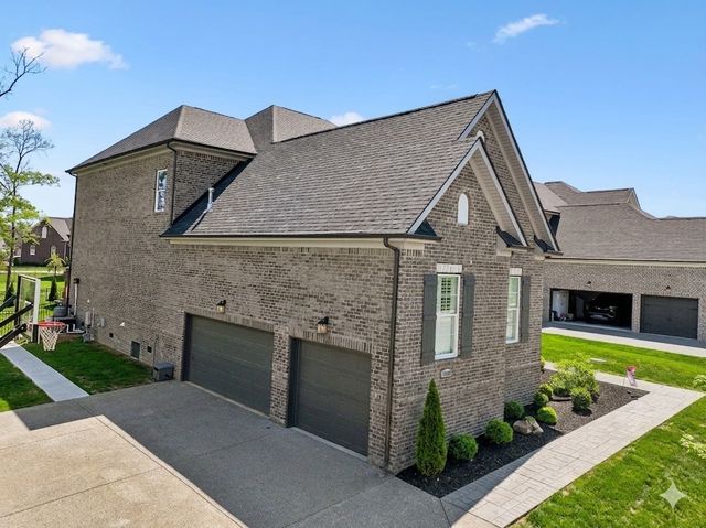 1008 Quillen Way, Lebanon, TN 37087