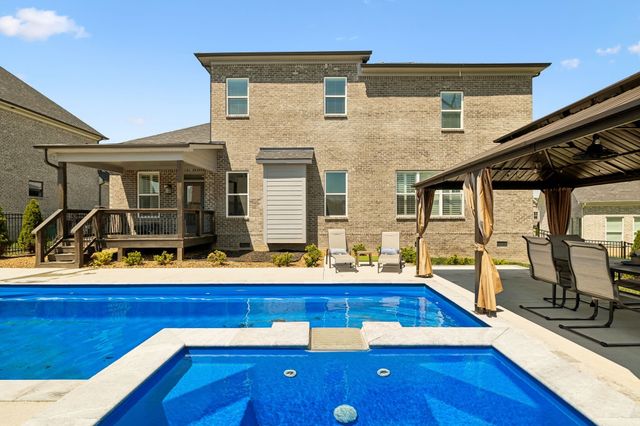 1008 Quillen Way, Lebanon, TN 37087