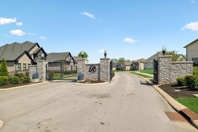 1008 Quillen Way, Lebanon, TN 37087
