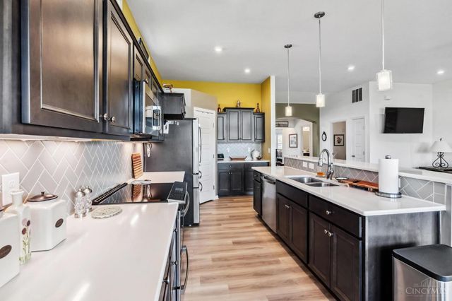 1291 Lake Run Drive, Turtle Creek Twp, OH 45036