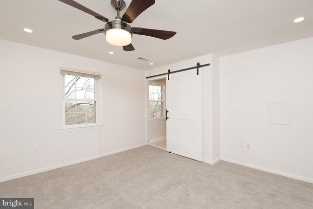 7434 CHUMMLEY CT, Falls Church, VA 22043