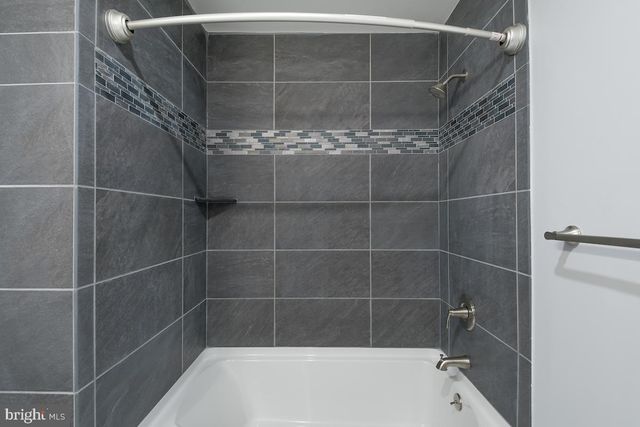 7434 CHUMMLEY CT, Falls Church, VA 22043