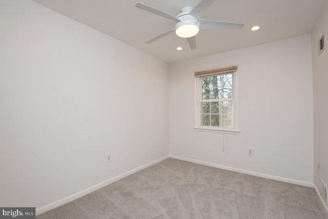 7434 CHUMMLEY CT, Falls Church, VA 22043