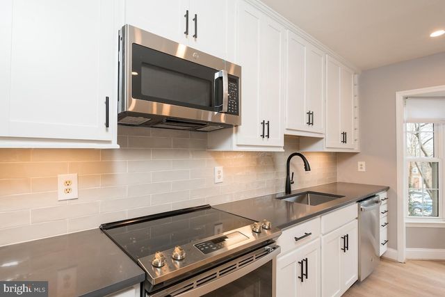 7434 CHUMMLEY CT, Falls Church, VA 22043