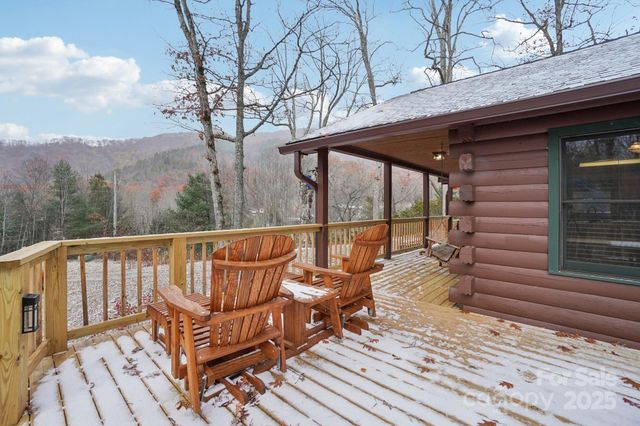 804 Ledbetter Road, Robbinsville, NC 28771