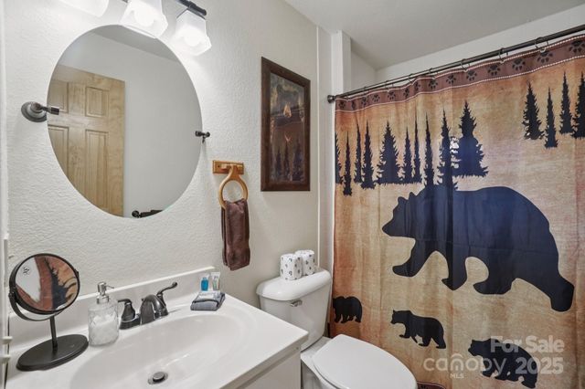 804 Ledbetter Road, Robbinsville, NC 28771