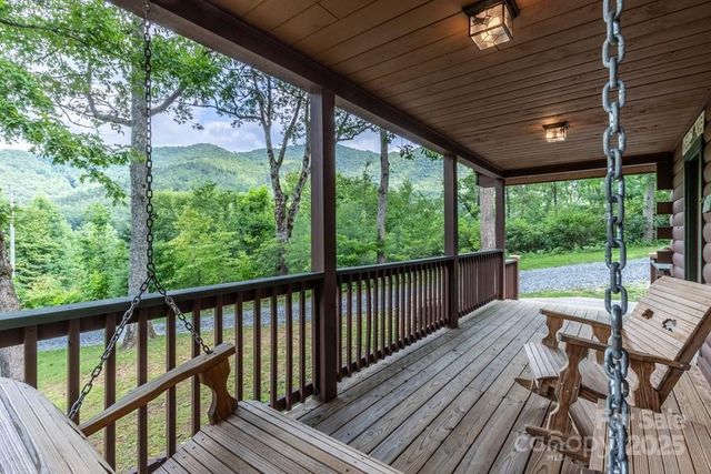 804 Ledbetter Road, Robbinsville, NC 28771