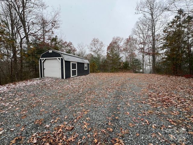 804 Ledbetter Road, Robbinsville, NC 28771