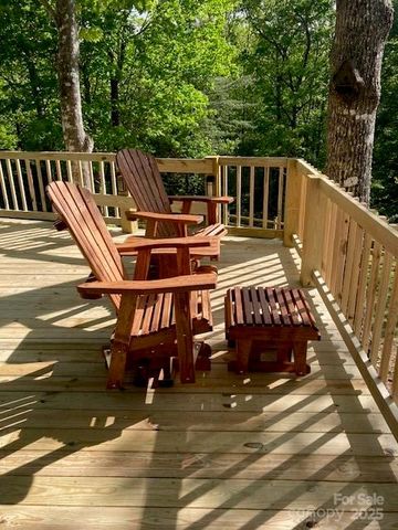 804 Ledbetter Road, Robbinsville, NC 28771