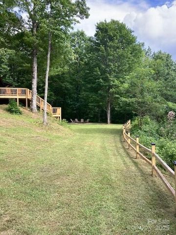 804 Ledbetter Road, Robbinsville, NC 28771