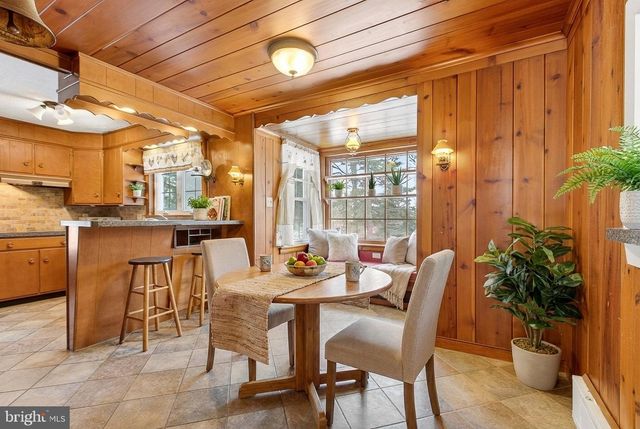 2009 MILLSTREAM RD, Lancaster, PA 17602