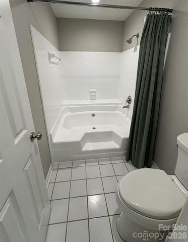 7236 Winery Lane, Charlotte, NC 28227