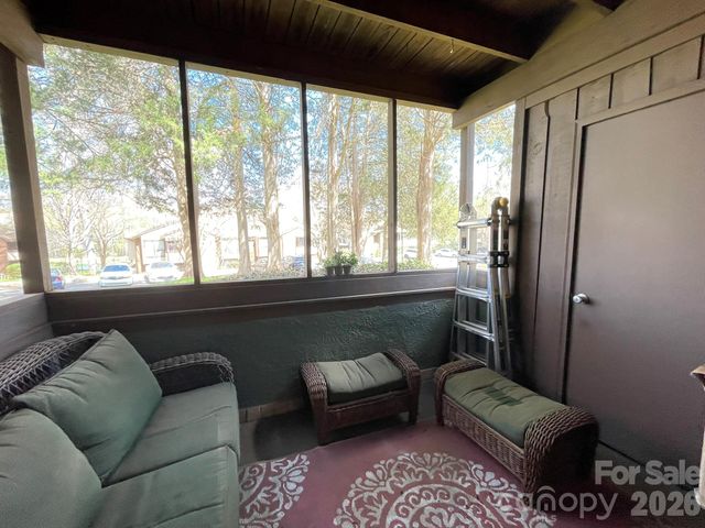 7236 Winery Lane, Charlotte, NC 28227