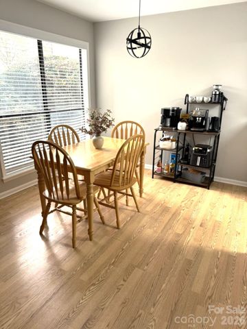 7236 Winery Lane, Charlotte, NC 28227