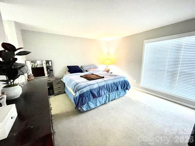 7236 Winery Lane, Charlotte, NC 28227